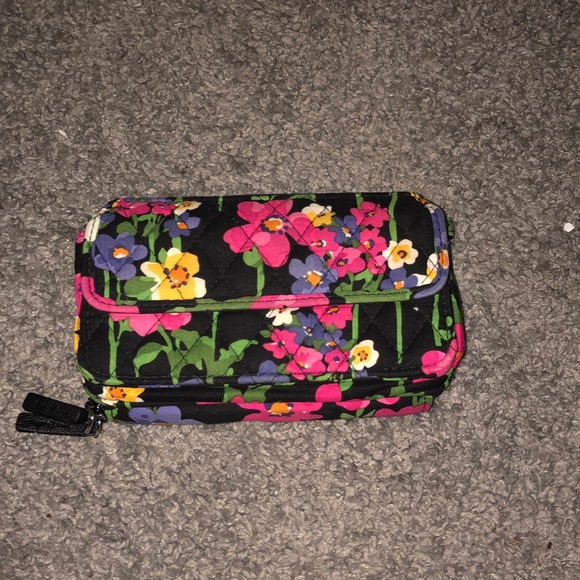 Vera Bradley Handbags - Vera Bradley wallet!